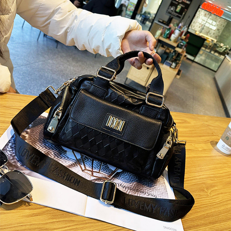 Popular Elegant Bag Women's 2026 New Fashion Handbag High-end Soft Leather Women's Crossbody Bag Pillow Bag Trendy