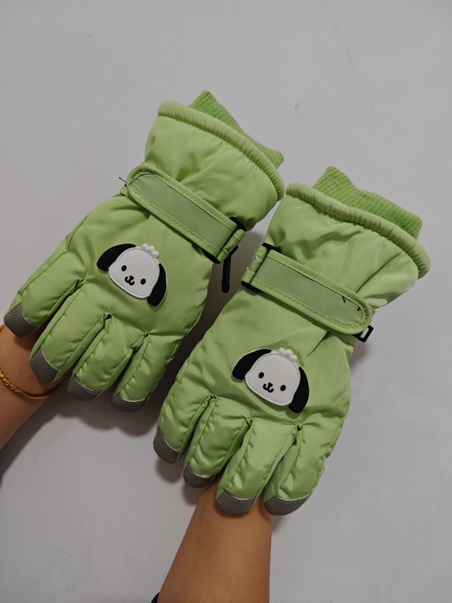 Winter fleece-lined Ski Gloves Cartoon Winter Puppy Thickened Cotton Outdoor Riding Waterproof Wind Warm Cute