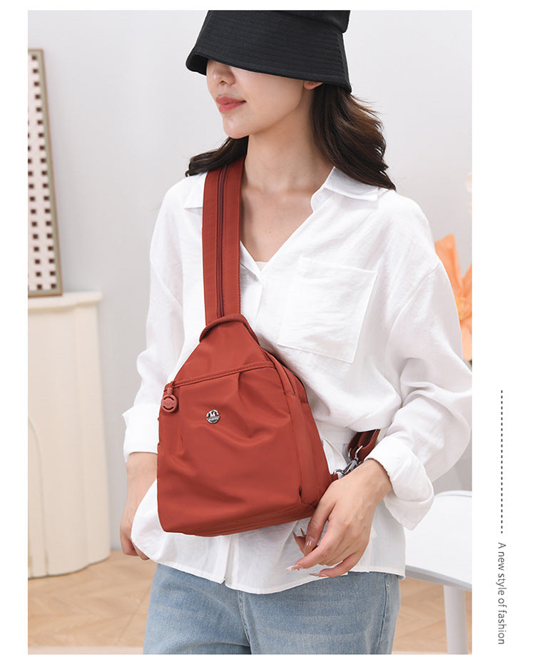 Niche High-End Mini Backpack, New Style, Simple and Versatile, Anti-Theft Women's Chest Bag, Fashionable and Lightweight Women's Bag