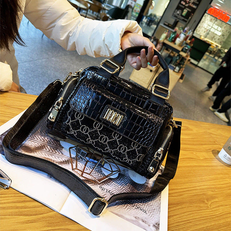Popular Elegant Bag Women's 2026 New Fashion Handbag High-end Soft Leather Women's Crossbody Bag Pillow Bag Trendy