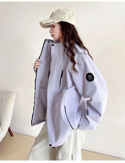 Three-In-One Detachable Autumn and Winter Jacket for Couples, Unisex Windproof and Waterproof Mountaineering Clothing with Fleece Lining