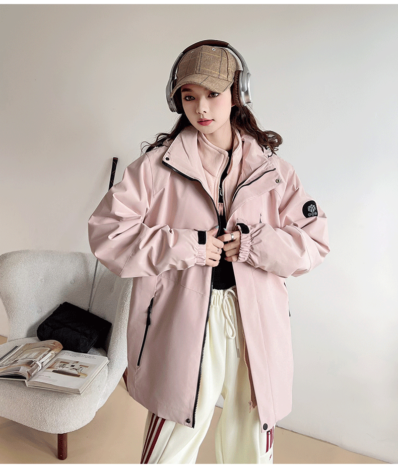 Three-In-One Detachable Autumn and Winter Jacket for Couples, Unisex Windproof and Waterproof Mountaineering Clothing with Fleece Lining