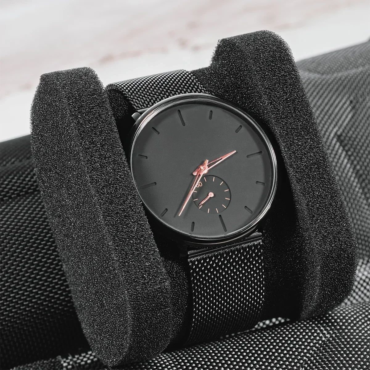 Watch Box Organizer For Men or Women Watch Travel Case Portable Storage Watch Display Holder for Wristwatches and Smart Watches