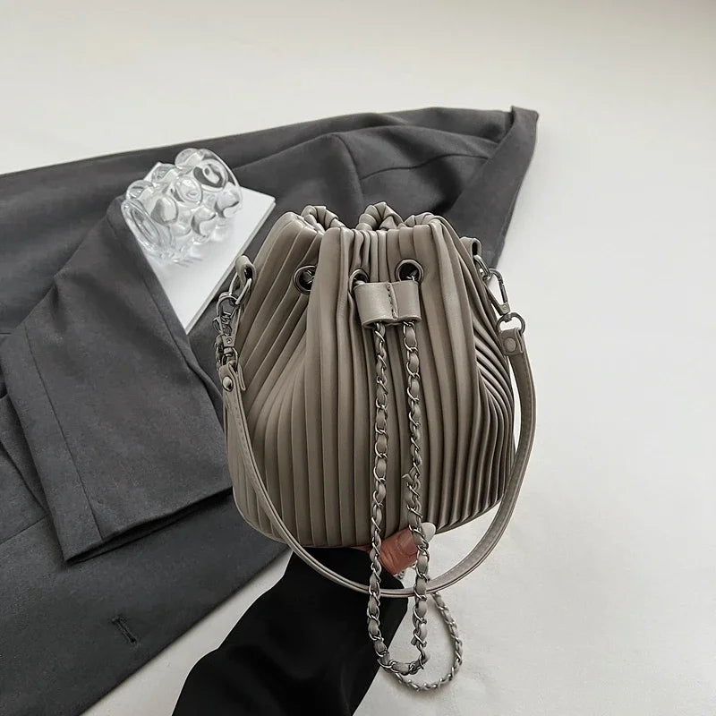 Black Bag For Women Fashion Pleated Strape Design Shoulder Bag Trend Drawstring Bucket Crossbody