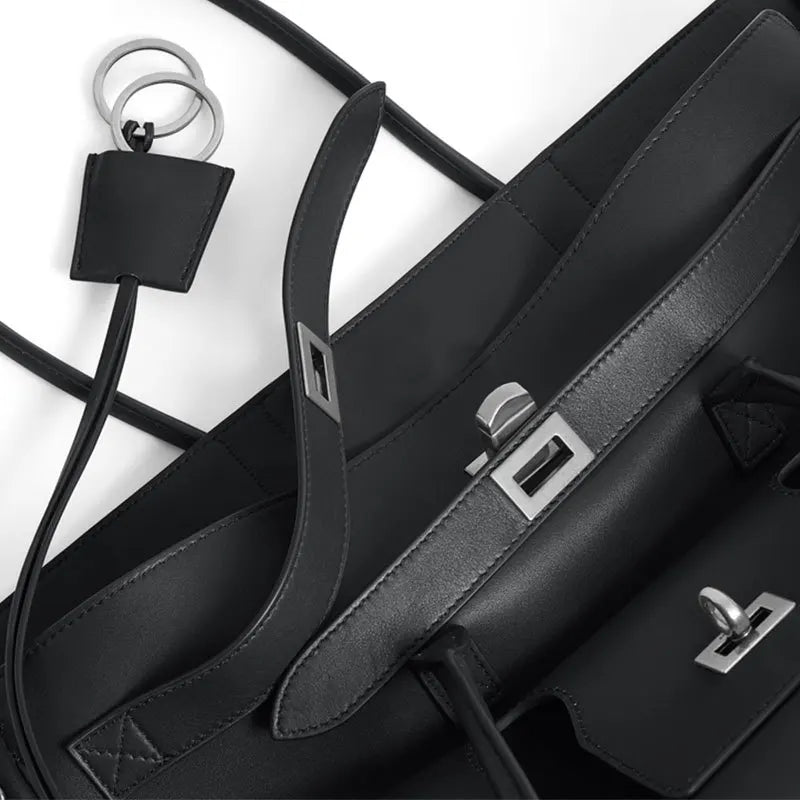 New Women's Tote Bag, Fashionable and Simple Casual Bag, High-End Shoulder Bag, Large-Capacity Commuter Bag, Trendy Handbag, Water-Repellent Shopping Bag