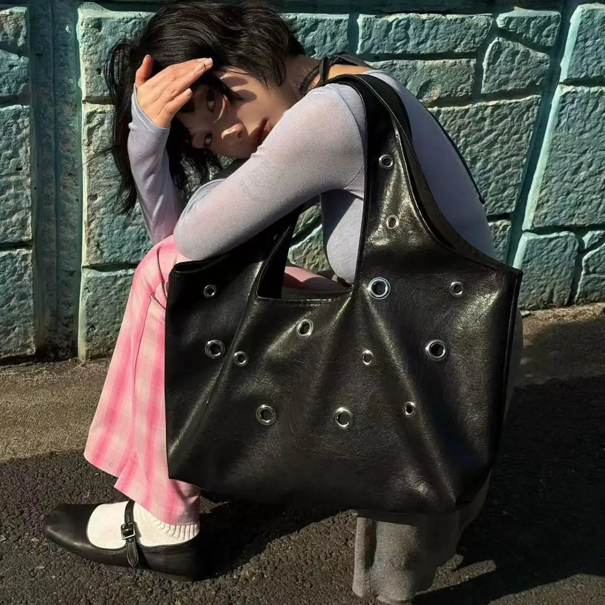Women Bag 2026 New Fashion PU Rivet High-Capacity Shoulder Bag Handbag Simple Office Lady Women Bags