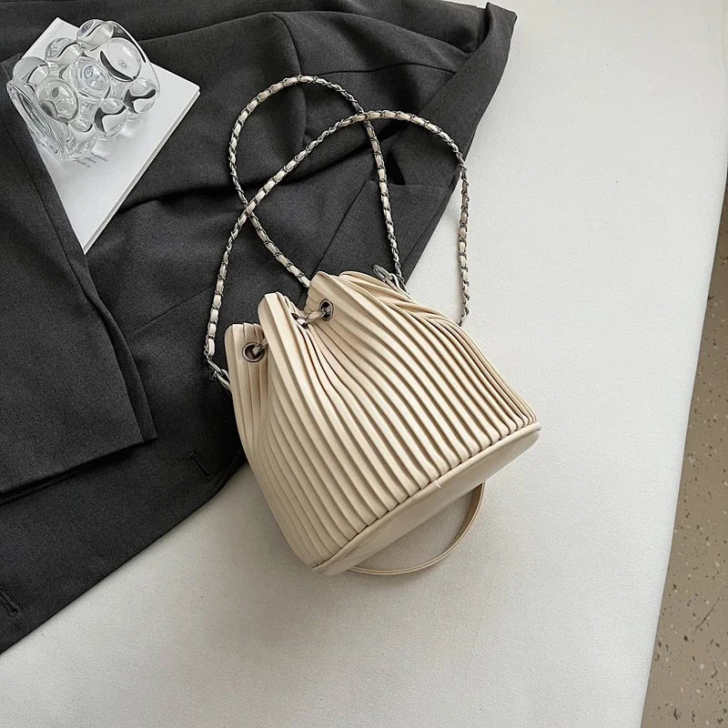 Black Bag For Women Fashion Pleated Strape Design Shoulder Bag Trend Drawstring Bucket Crossbody