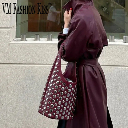 Women's Bags Punk Style Embellished Double-Faced Round Rivet Inlaid Niche Luxury Bucket Bag Chic Lady Underarm Shoulder Bag