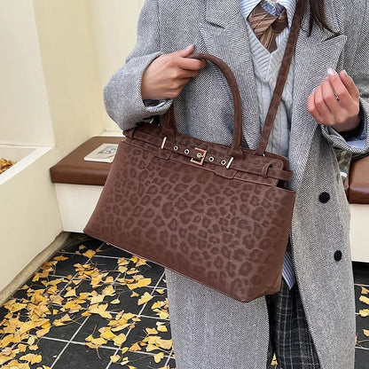 Popular Handbags For Women By Famous Designer, High-Quality Leather With Chic Details, Timeless Piece For Any Outfit