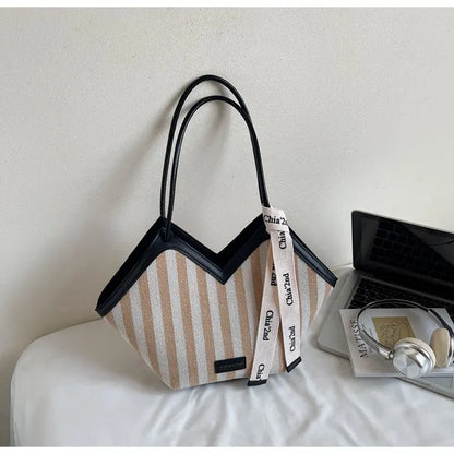 Large Capacity Diaper Bag For Women High-End Minimalist Leather Backpack Stylish Casual Unique Design Commuter