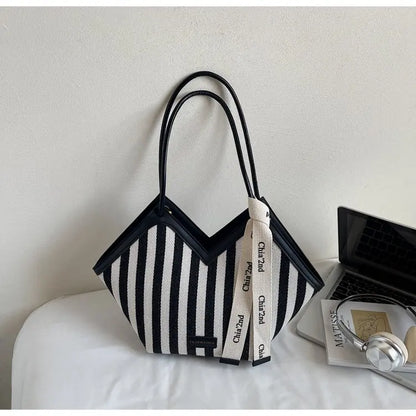 Large Capacity Diaper Bag For Women High-End Minimalist Leather Backpack Stylish Casual Unique Design Commuter