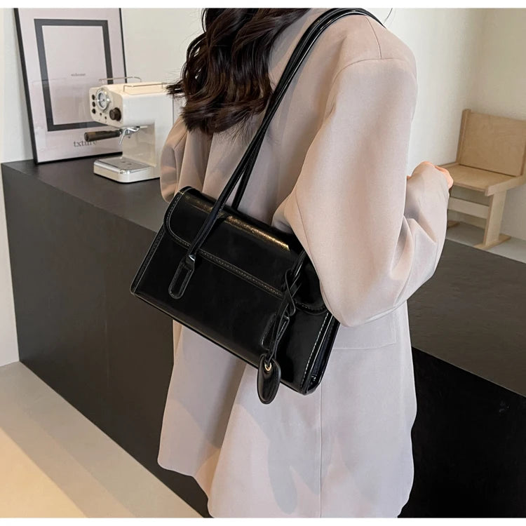 Fashion Red Shoulder Bags For Women Trendy Textured Solid Color Handbag Autumn Winter Versatile Female Underarm Pack