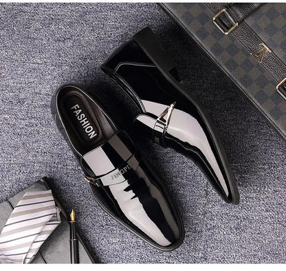 2026 Leather Shoes for Men Patent Leather Mens Casual Oxford Shoes Moccasin Glitter Male Footwear Designer Business Casual Shoes