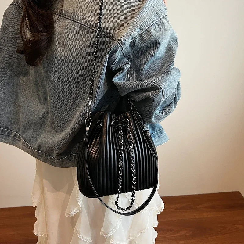 Black Bag For Women Fashion Pleated Strape Design Shoulder Bag Trend Drawstring Bucket Crossbody