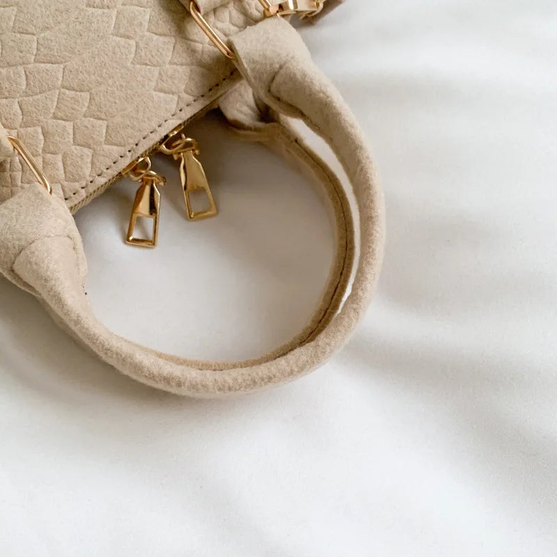 Women's Large Crossbody  Retro Felt Handbag with Makeup Organizer Solid-Color Casual Purse for Everyday Use Travel Shoulder Bag