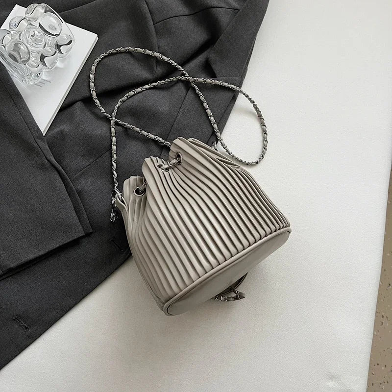 Black Bag For Women Fashion Pleated Strape Design Shoulder Bag Trend Drawstring Bucket Crossbody