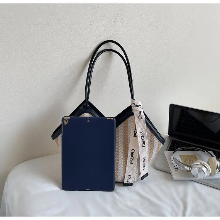 Large Capacity Diaper Bag For Women High-End Minimalist Leather Backpack Stylish Casual Unique Design Commuter