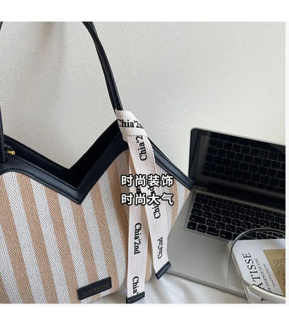 Large Capacity Diaper Bag For Women High-End Minimalist Leather Backpack Stylish Casual Unique Design Commuter