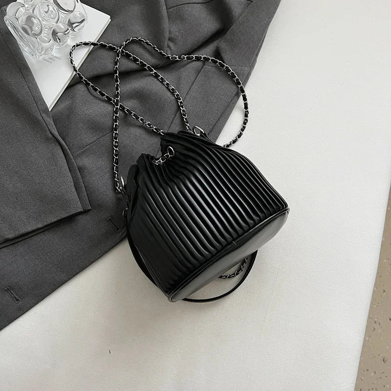 Black Bag For Women Fashion Pleated Strape Design Shoulder Bag Trend Drawstring Bucket Crossbody