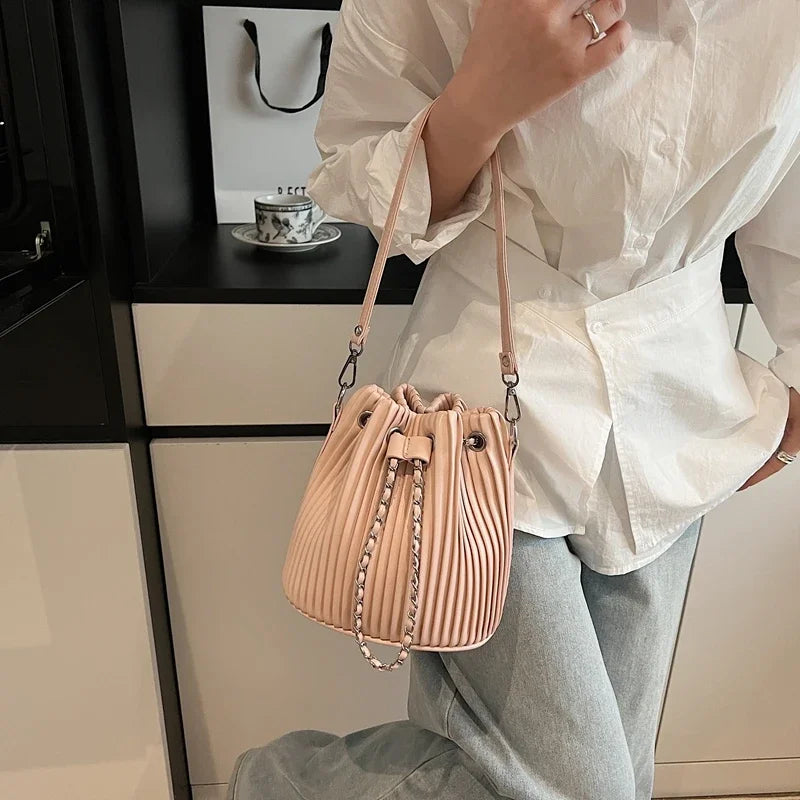 Black Bag For Women Fashion Pleated Strape Design Shoulder Bag Trend Drawstring Bucket Crossbody