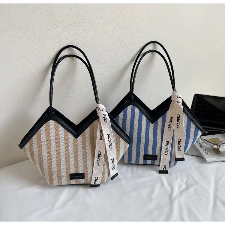Large Capacity Diaper Bag For Women High-End Minimalist Leather Backpack Stylish Casual Unique Design Commuter