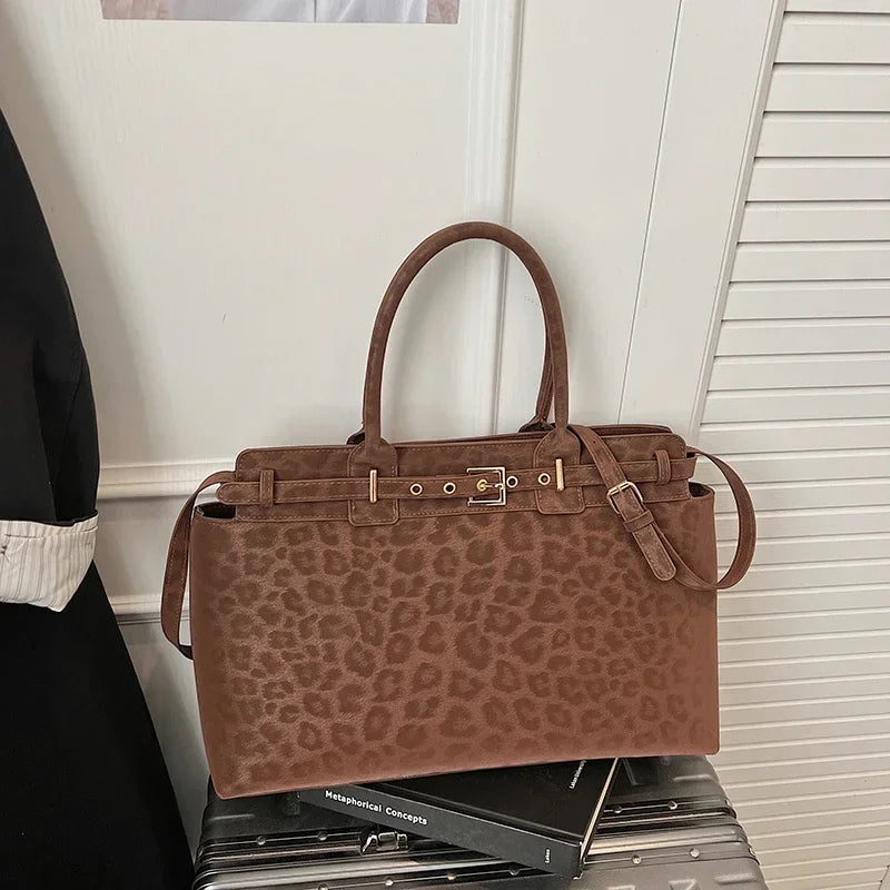 Popular Handbags For Women By Famous Designer, High-Quality Leather With Chic Details, Timeless Piece For Any Outfit