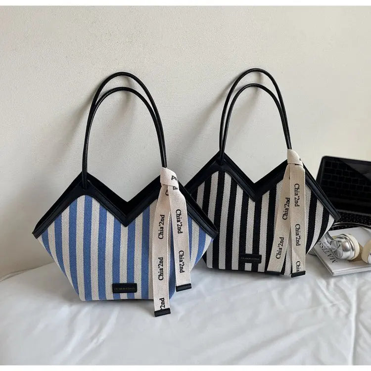 Large Capacity Diaper Bag For Women High-End Minimalist Leather Backpack Stylish Casual Unique Design Commuter