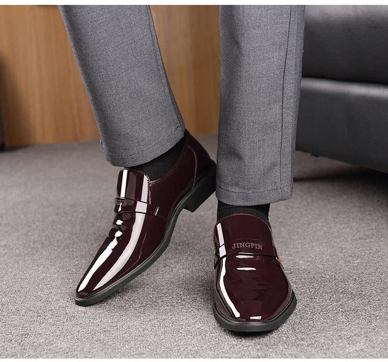2026 Leather Shoes for Men Patent Leather Mens Casual Oxford Shoes Moccasin Glitter Male Footwear Designer Business Casual Shoes