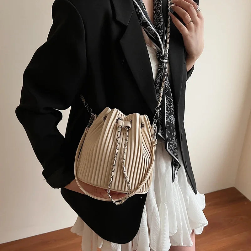 Black Bag For Women Fashion Pleated Strape Design Shoulder Bag Trend Drawstring Bucket Crossbody