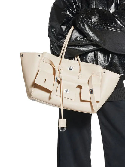 New Women's Tote Bag, Fashionable and Simple Casual Bag, High-End Shoulder Bag, Large-Capacity Commuter Bag, Trendy Handbag, Water-Repellent Shopping Bag