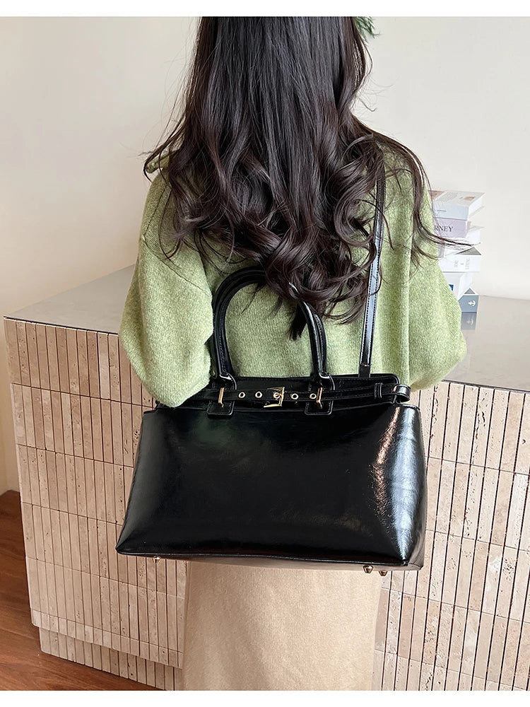 Popular Handbags For Women By Famous Designer, High-Quality Leather With Chic Details, Timeless Piece For Any Outfit